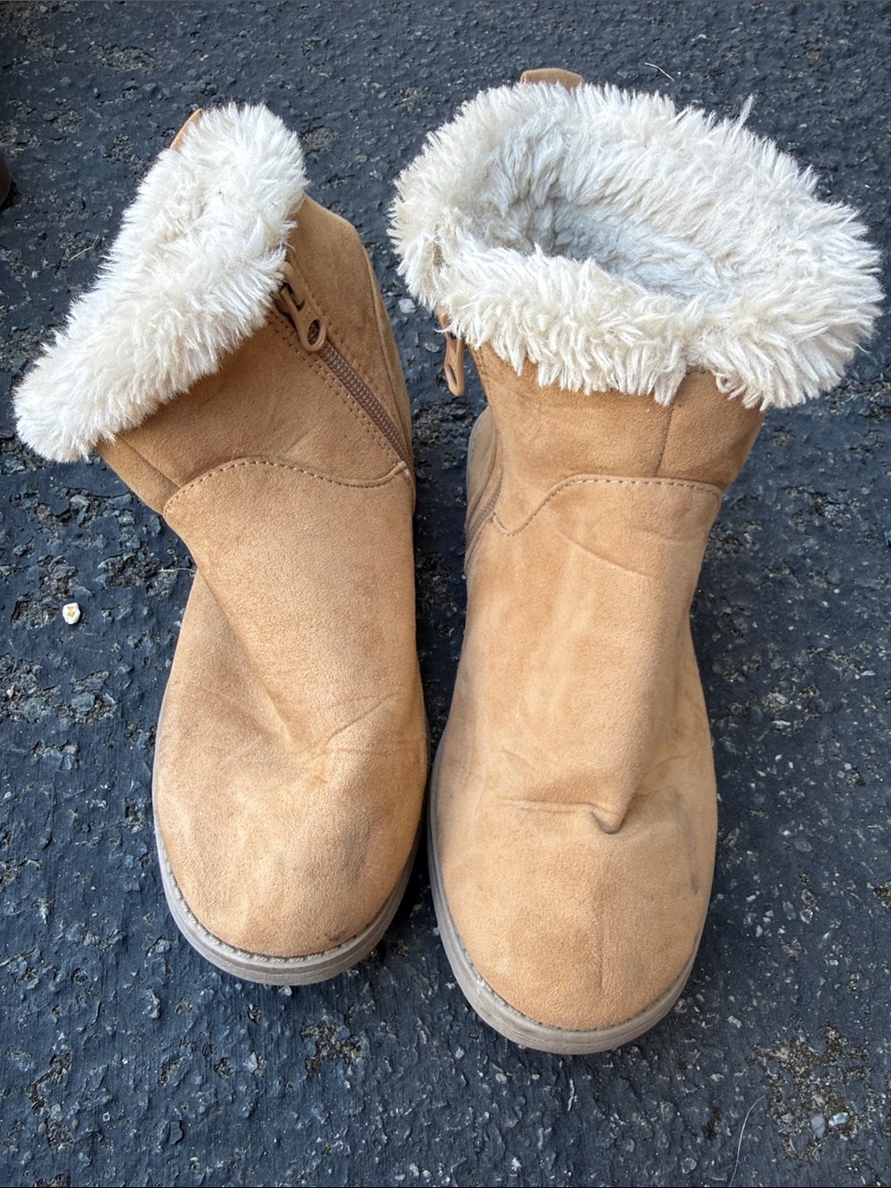 Cat & Jack Kids Tan Faux Fur Lined Boots
